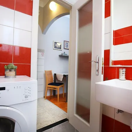 Chic Apartment *