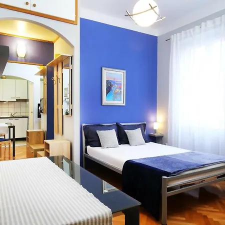 Chic Apartment